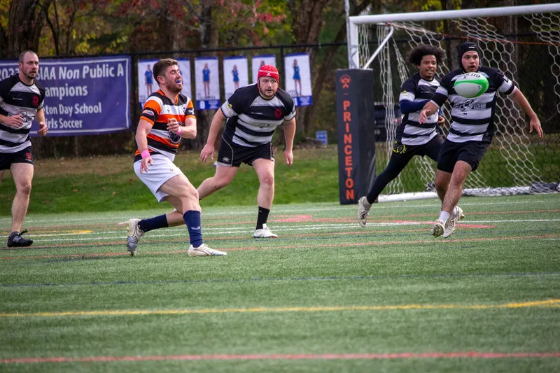 Lions backs move up in front of the posts, ball in hand